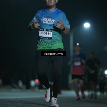 Runner Photo 7781452