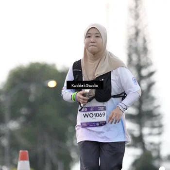 Runner Photo 7781453