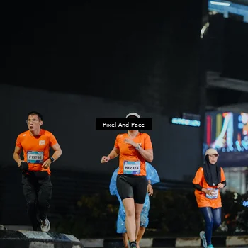 Runner Photo 7781474