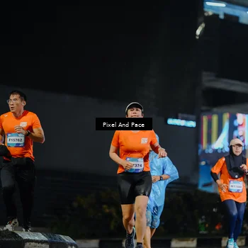 Runner Photo 7781478