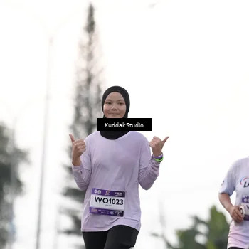 Runner Photo 7781487