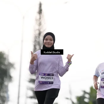 Runner Photo 7781489