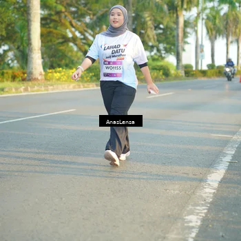 Runner Photo 7781504