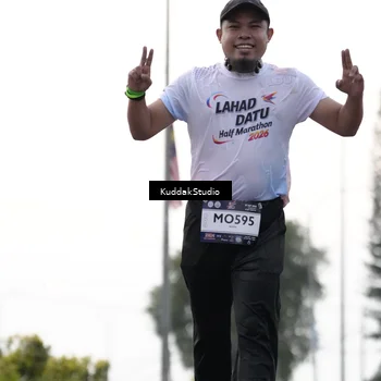 Runner Photo 7781517