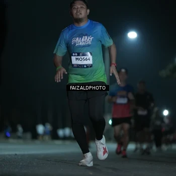Runner Photo 7781534