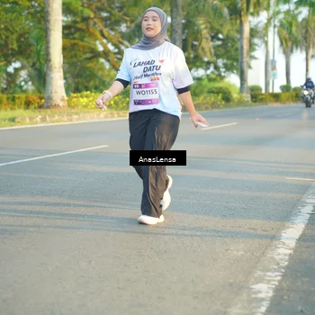 Runner Photo 7781536