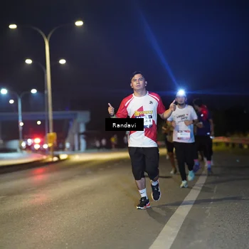Runner Photo 7781547
