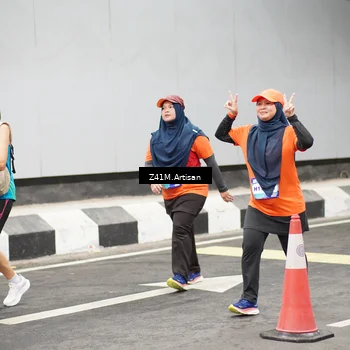 Runner Photo 7781550
