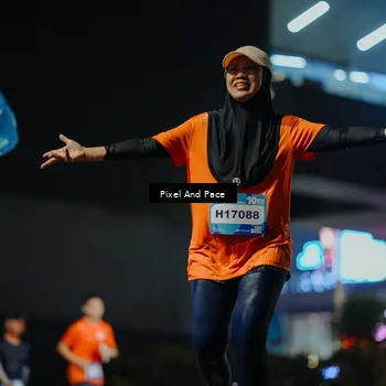 Runner Photo 7781557