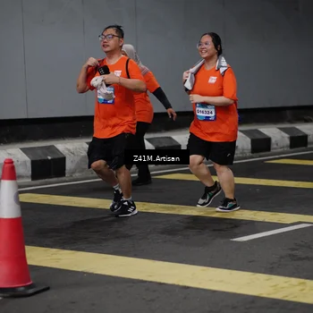 Runner Photo 7781561
