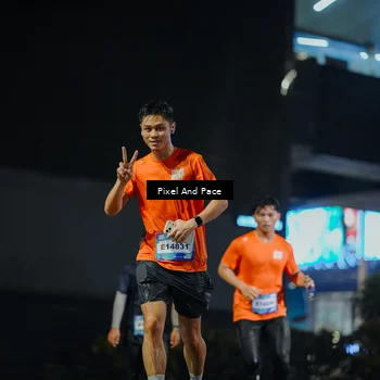 Runner Photo 7781569