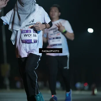 Runner Photo 7781576