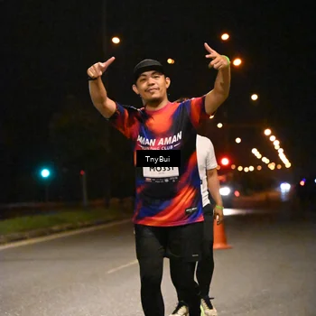 Runner Photo 7781592