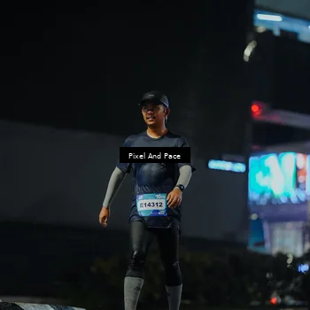Runner Photo 7781596