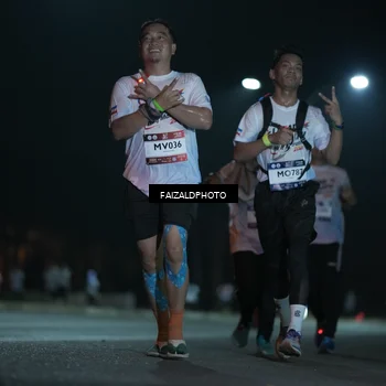Runner Photo 7781603