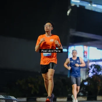 Runner Photo 7781636