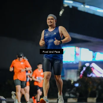 Runner Photo 7781649
