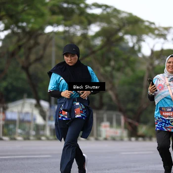 Runner Photo 7781656