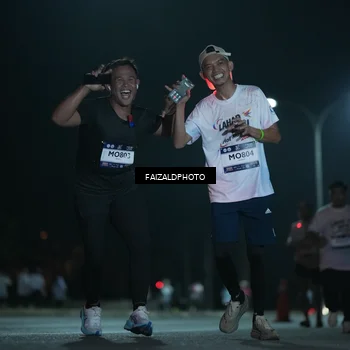 Runner Photo 7781659
