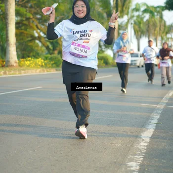 Runner Photo 7781668