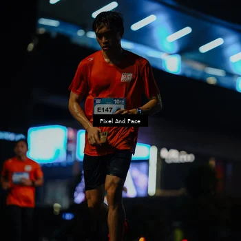 Runner Photo 7781680
