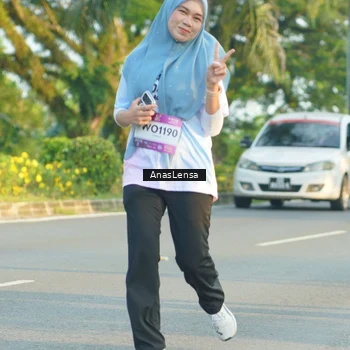 Runner Photo 7781694