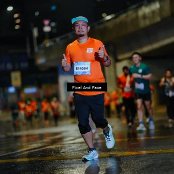Runner Photo 7781695