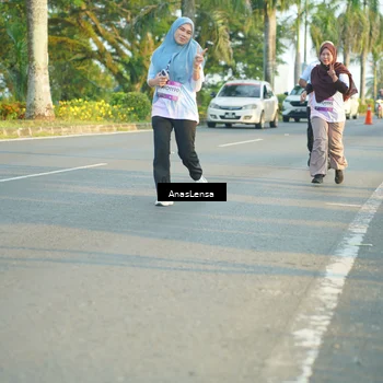 Runner Photo 7781699