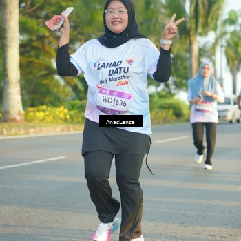 Runner Photo 7781704