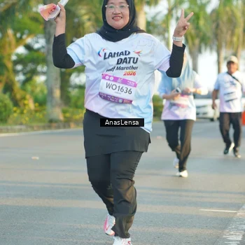 Runner Photo 7781707