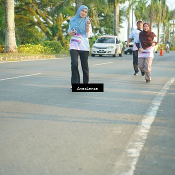Runner Photo 7781719