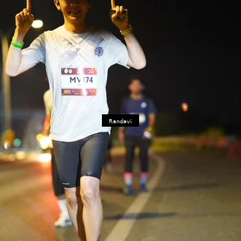Runner Photo 7781720