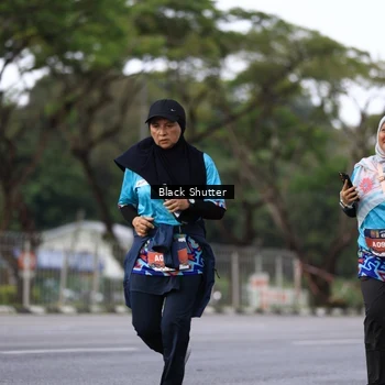 Runner Photo 7781722