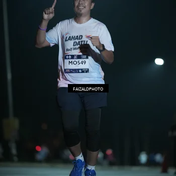 Runner Photo 7781723