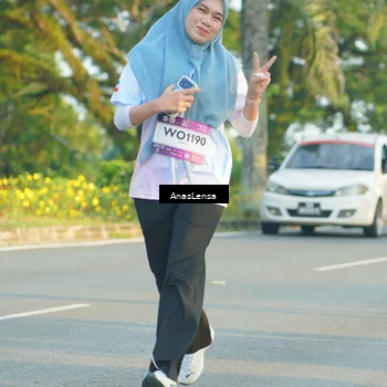 Runner Photo 7781734