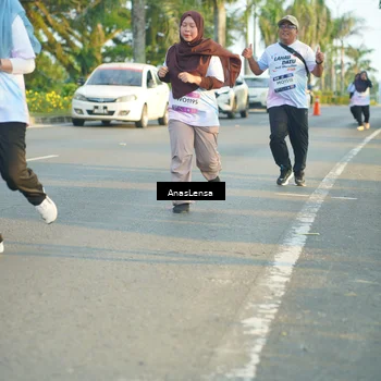 Runner Photo 7781744