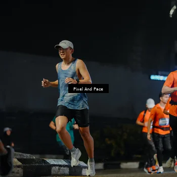 Runner Photo 7781756