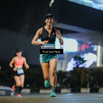 Runner Photo 7781757