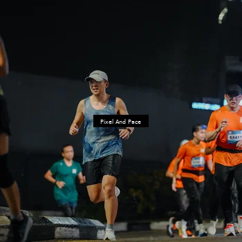 Runner Photo 7781760