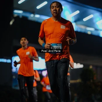 Runner Photo 7781763