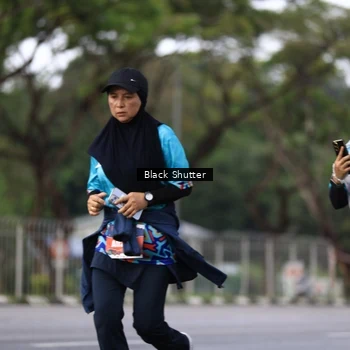 Runner Photo 7781780