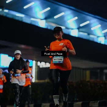 Runner Photo 7781794