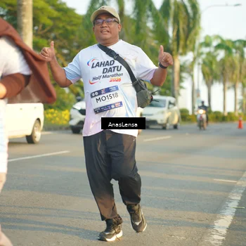 Runner Photo 7781796