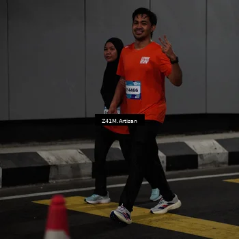 Runner Photo 7781804