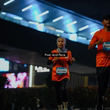 Runner Photo 7781819