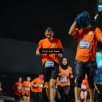 Runner Photo 7781844