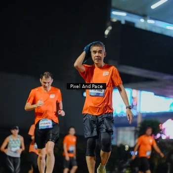 Runner Photo 7781851