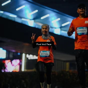 Runner Photo 7781856