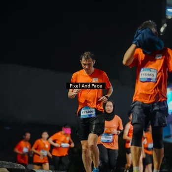 Runner Photo 7781864