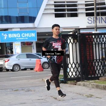 Runner Photo 7781865